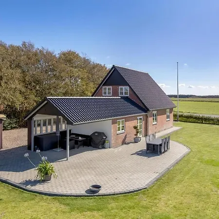 Holiday home By The Wadden Sea Hojer
