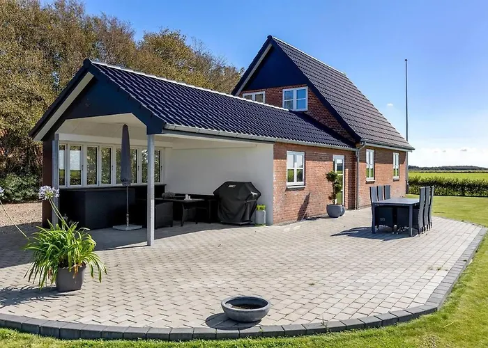 By The Wadden Sea Vakantiehuis *